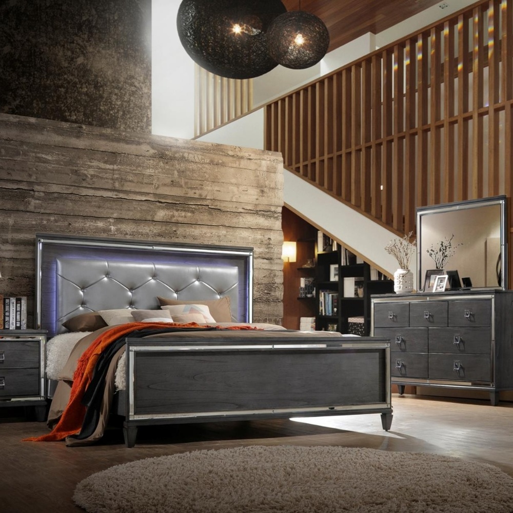 queen bed, dresser, mirror, nightstand